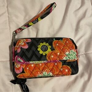 Vera Bradley wristlet/crossbody
